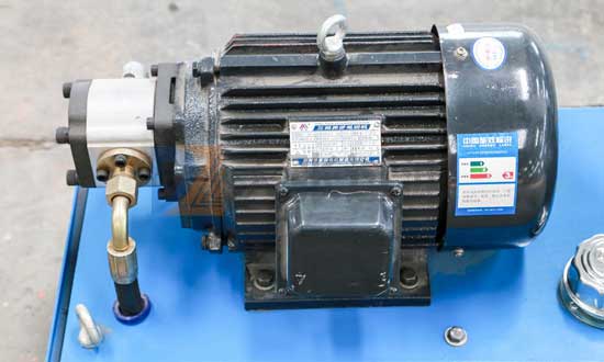 液壓站(圖1) 44444.jpg